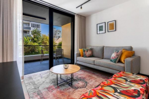 Marvol 101 - Spacious 1 Bedroom Near Beach & Cafes-Secure Parking-WIFI-Generator